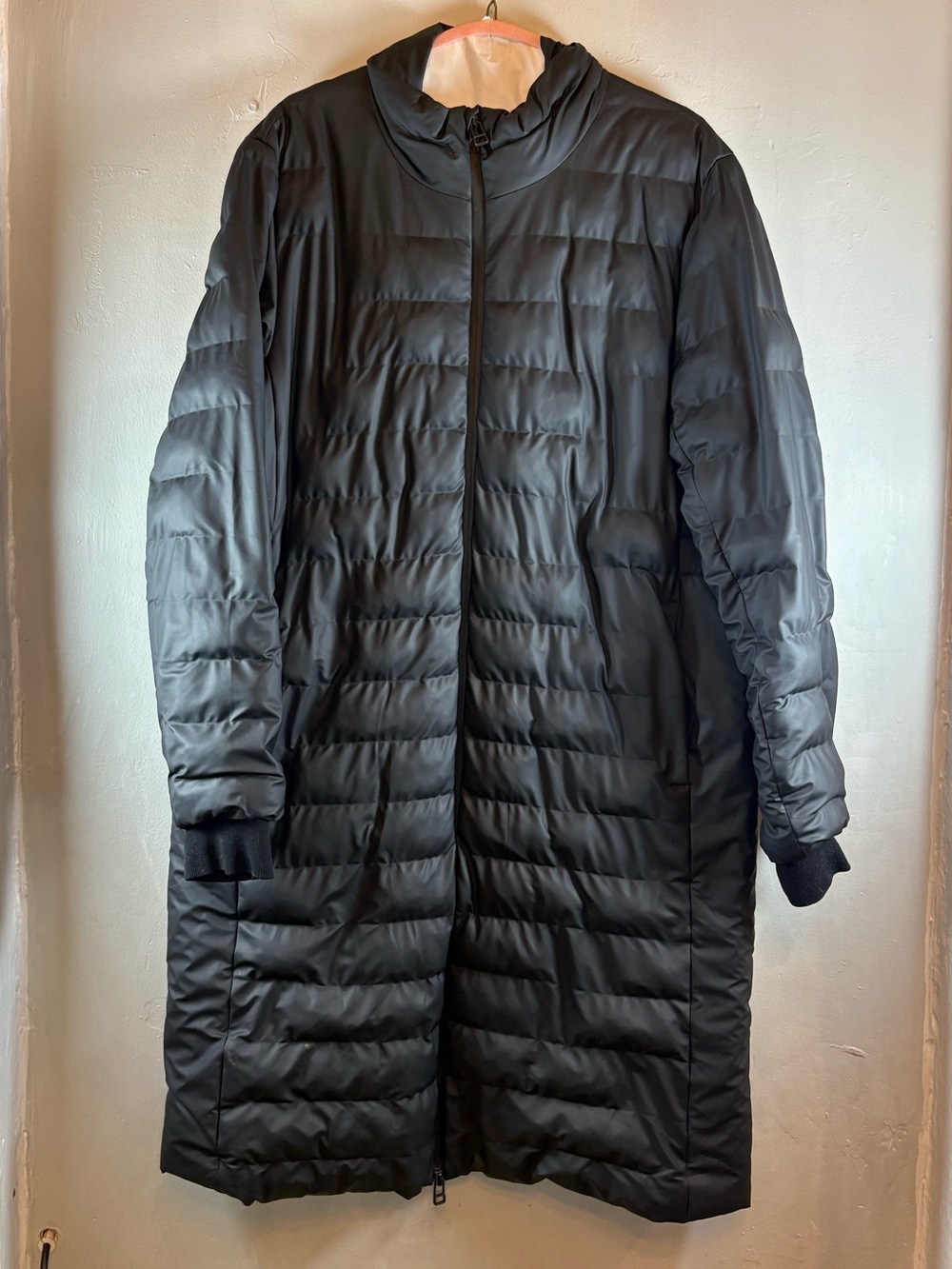 RAINS Long Black Puffer Coat Sz M/L — Sleek Quilted Design